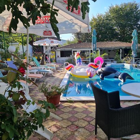 Hotel Rai Obrochishte ภายนอก รูปภาพ