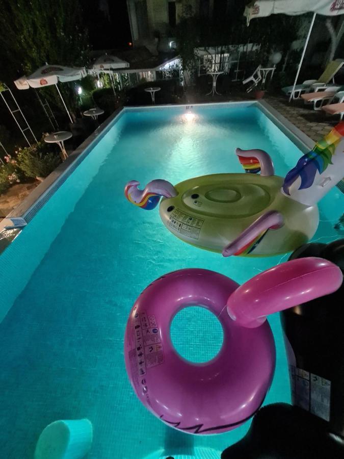Hotel Rai Obrochishte ภายนอก รูปภาพ
